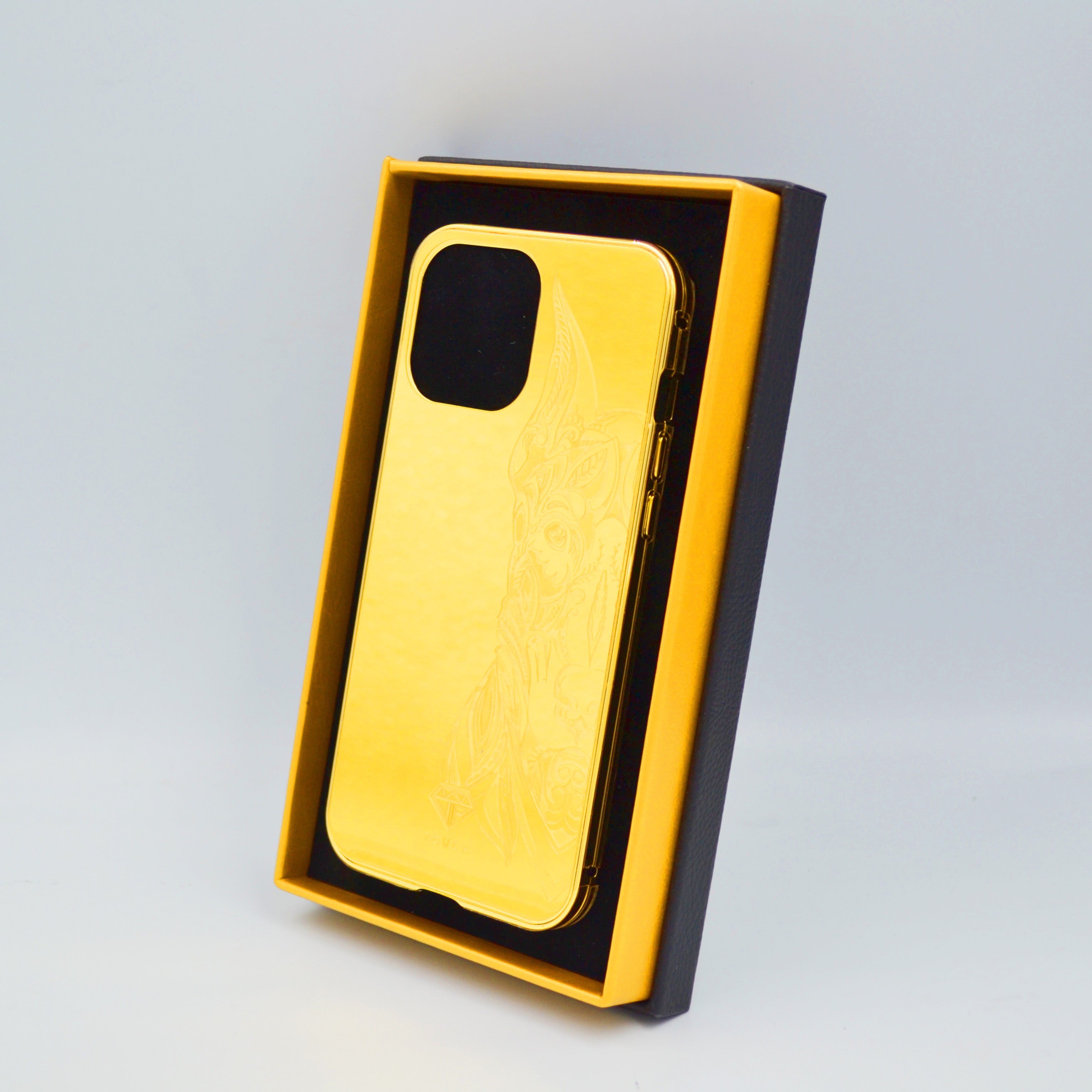 Vip Gold Hiphone Telecom iPhone 13 Pro Max 24K Dobermann Artistic Edition