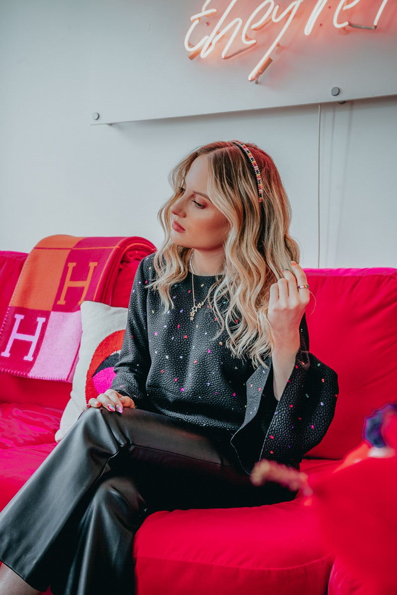 HAIRHALO Rosie Fortescue Trendy TreasureHair Careinvisibobble® teamed up with British jewelry designer Rosie Fortescue to create the world’s first hair-loving hair jewelry. HAIRHALO get’s some extra bling with gorgeous rainbow rhinestones to transform you