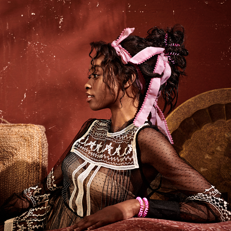 IB OR Flores & Bloom Yes, We CancunHair CareInspired by its fans from all over the world,invisibobble® celebrates its diversity and sense of style. Thus the evergreen invisibobble® ORIGINAL gets a limited edition design. The ORIGINAL Yes, we Cancun from t