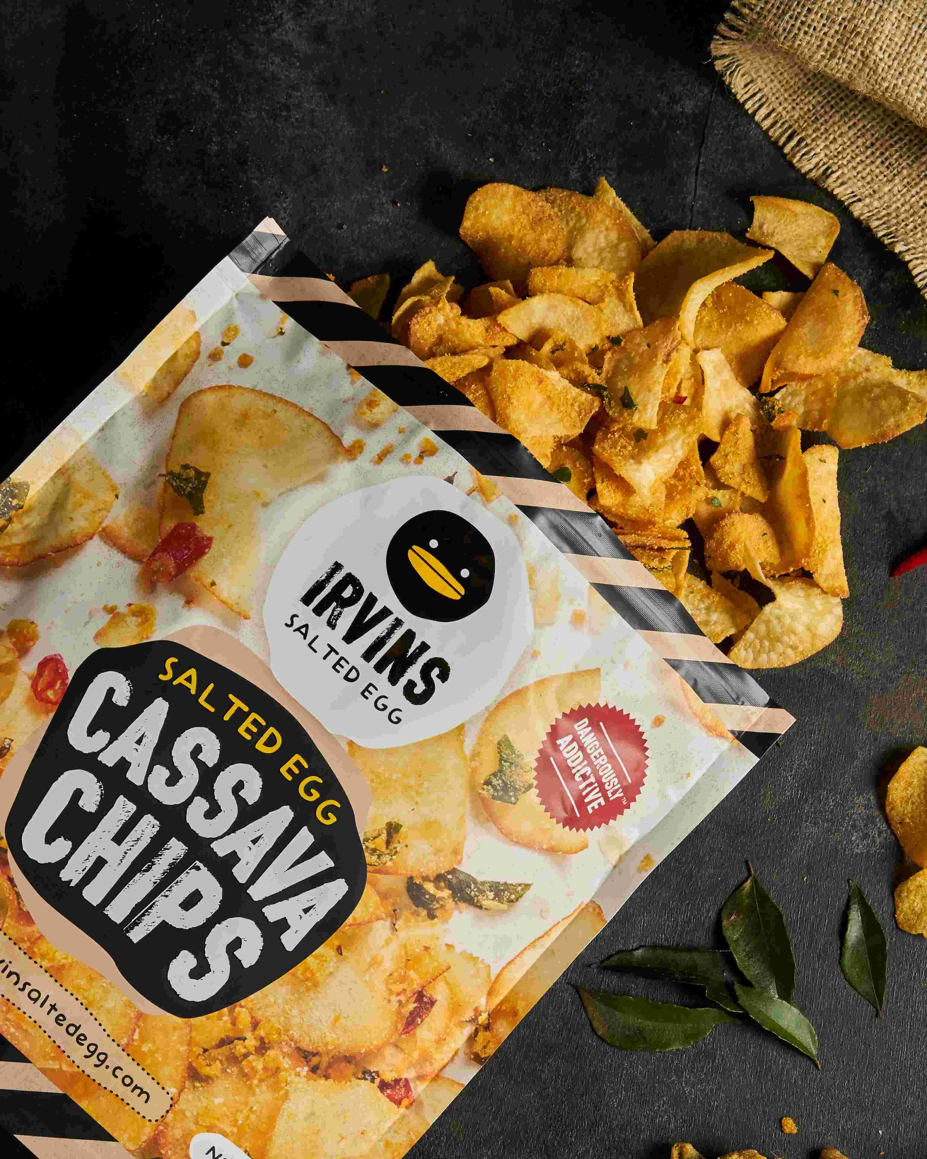 IRVINS Salted Egg Cassava Chips (105 grams)SnacksIrvins Salted Egg Cassava Chips Are Formulated by Our Expert Chefs in Singapore. Cassava (Also Known as Yuca), a Satisfying Crunchy Root Vegetable Is Mixed Together With Real Salted Egg Yolk, Aromatic Curry