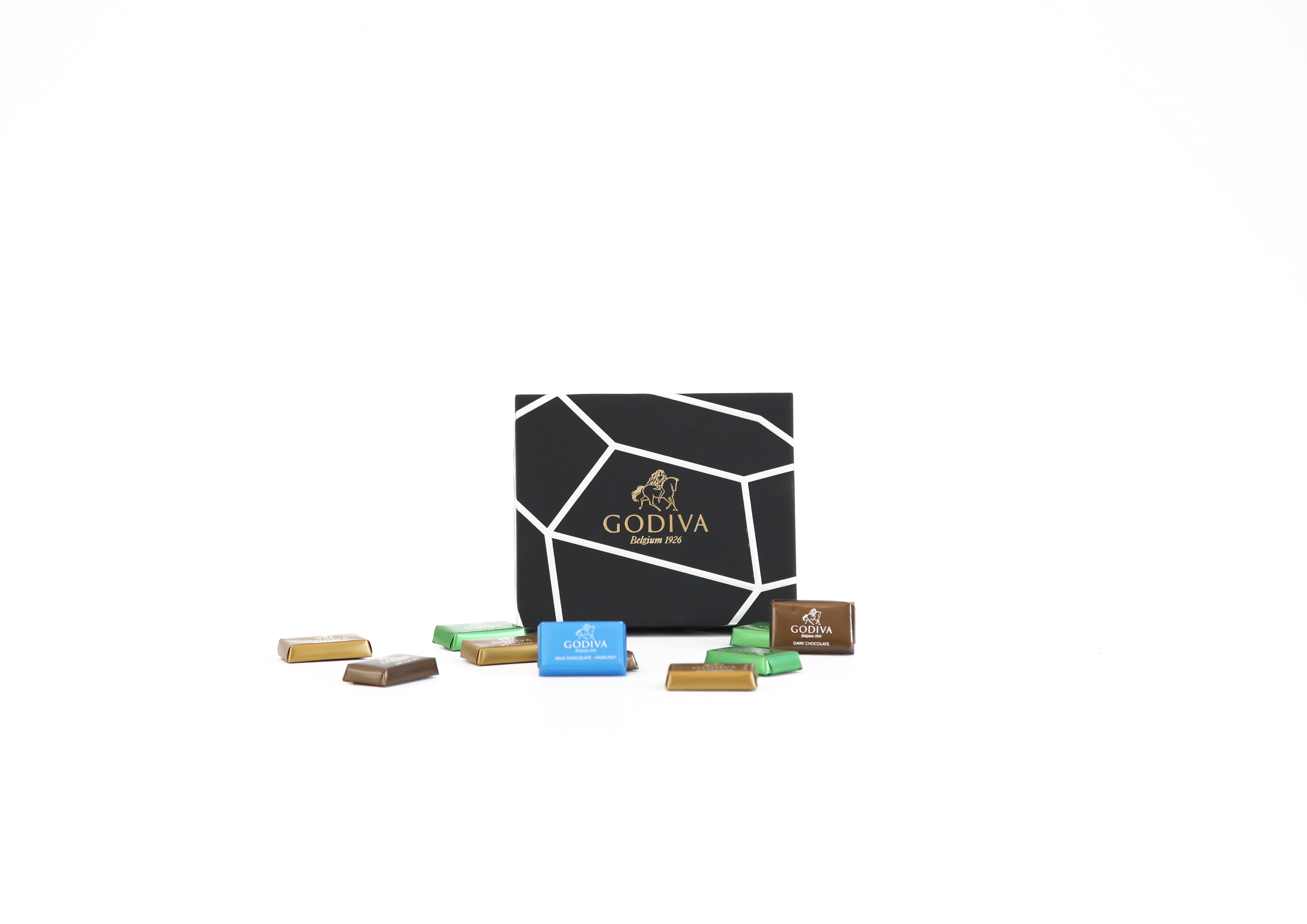 Godiva Premium Napolitanis Box - 24 PCSChocolate & ConfectioneryGodivas customisation capabilities of their Neapolitan boxes are unlimited, customised wrapper, card, ribbon, logo placement, on a chocolate piece, box or a package, and create a unique gift