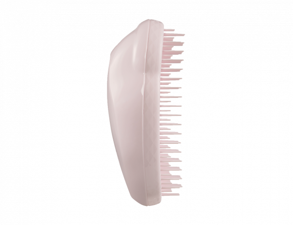 Plant Based Original Pink/PinkHair CarePlant Brush Marshmallow Pink Designed differently, to perform brilliantly It’s innovative, it’s revolutionary, it’s plant-based; say hello to the Original Plant Brush. The next generation of Tangle Teezer, it’s the s