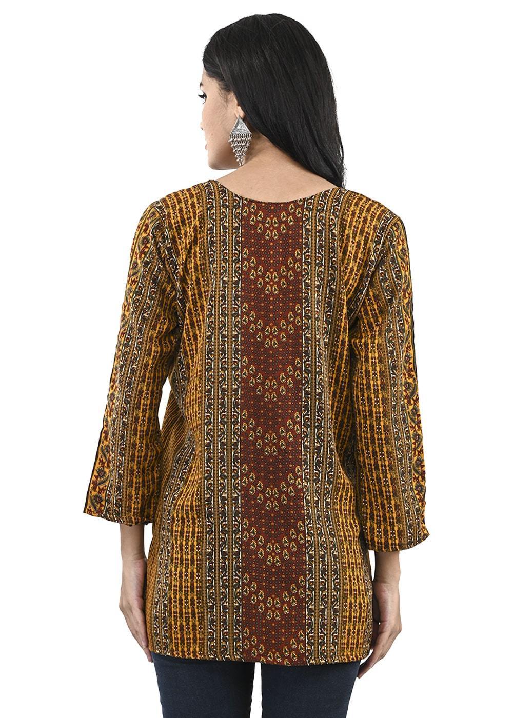 Women's Regular Maroon and Yellow and Printed Short KurtiFashionSmart modernity with traditional yet casual aspects characterize these Short Kurtis. The fashion-conscious woman reflects these kurtis with an easy going attitude with a blend of fashion and