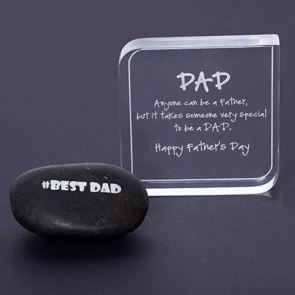 Best Dad Stone Paper Weight n PlaqueBest Dad Engraved Natural Stone Fathers Day Special Glass Plaque Dimension: 10 x 10 cm