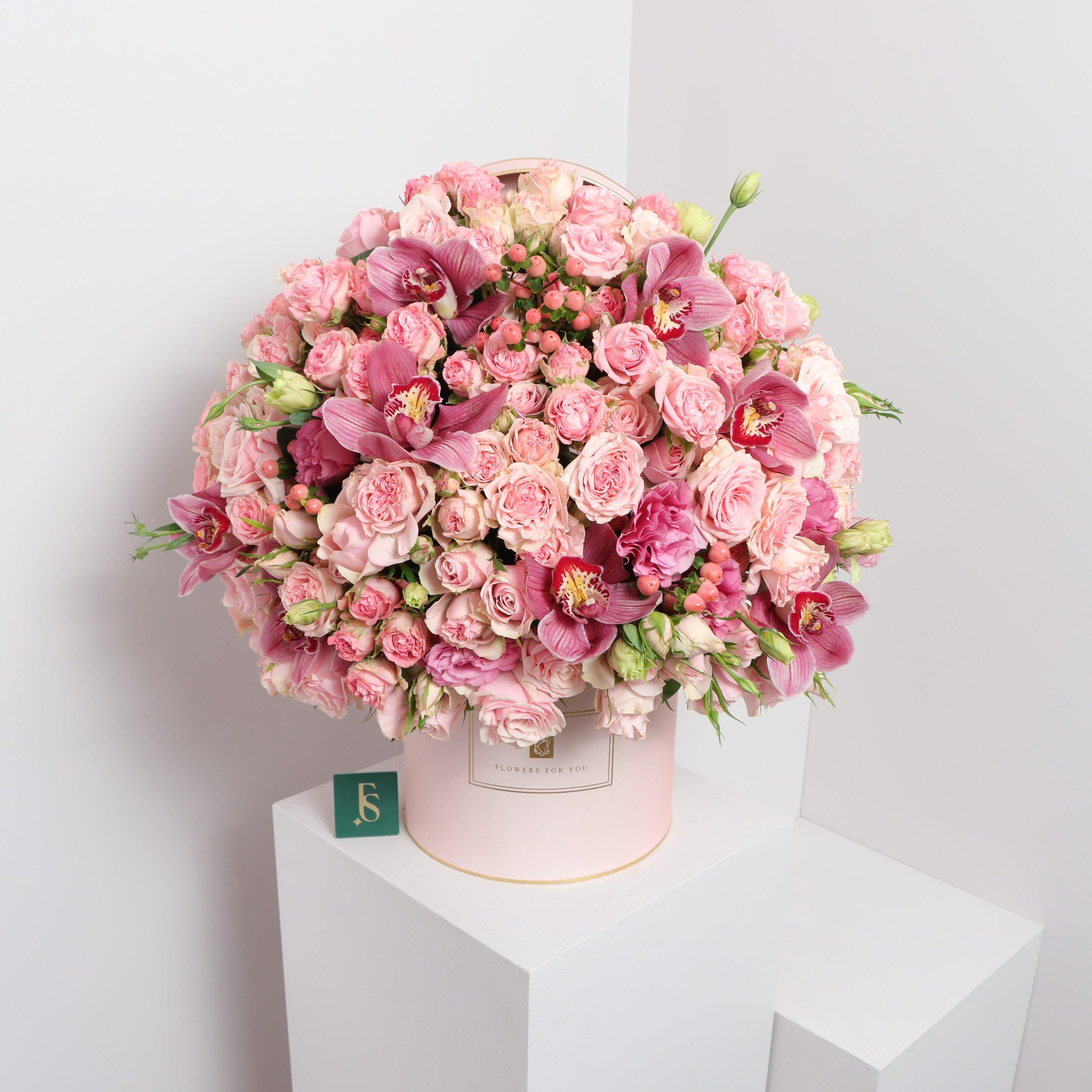 Flower Crown BoxFlowersSame-day delivery Treat yourself or a special someone to a stunning bouquet of beauty and love. Ready to impress and make your loved one smile, this romantic bouquet will fill the air with its natural fragrance. Make your grand gest