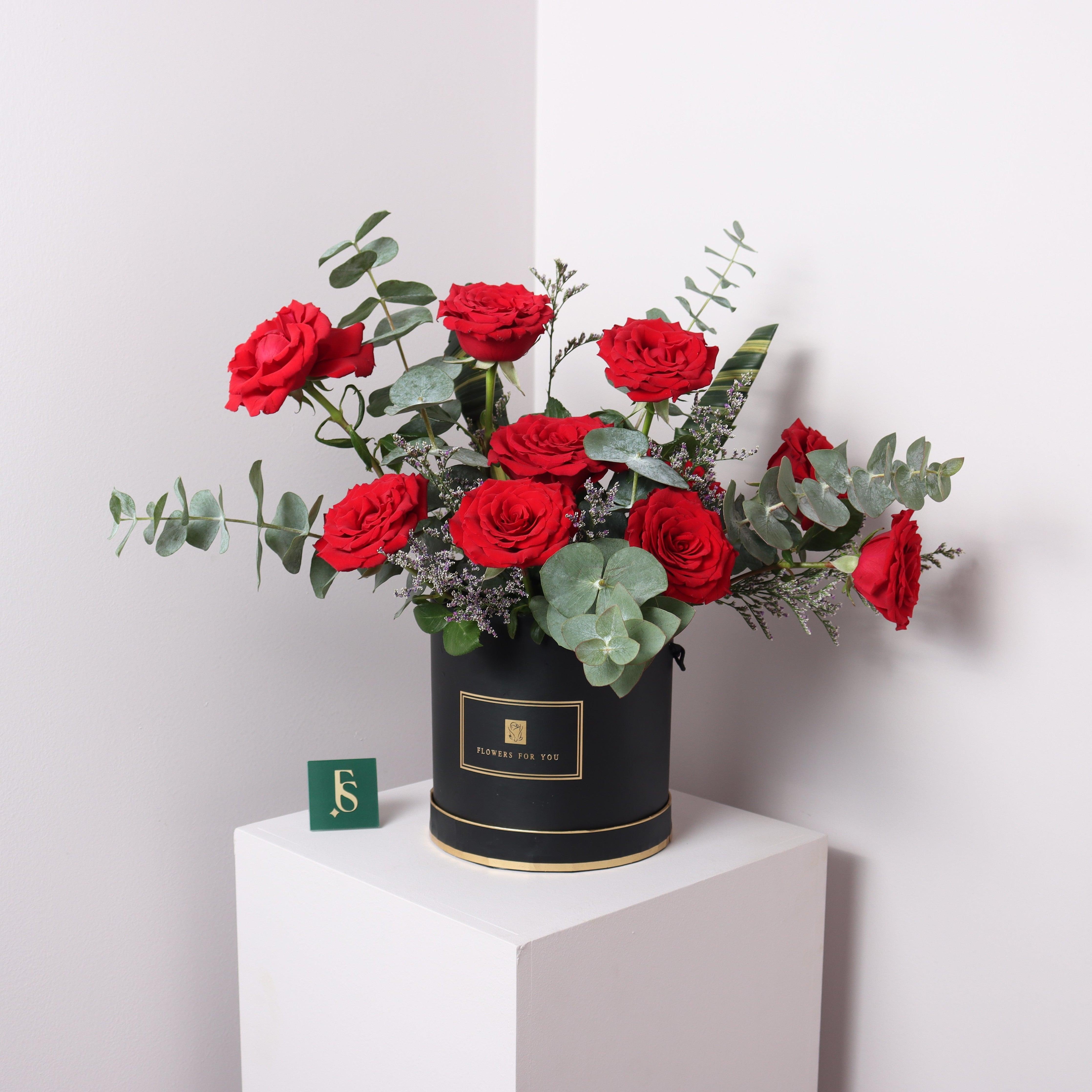 Gatsby Flower BoxFlowersSame-day delivery Send a special message with the Gatsby flower box. Delight them with its bright colors and luxurious roses that express true love and devotion.