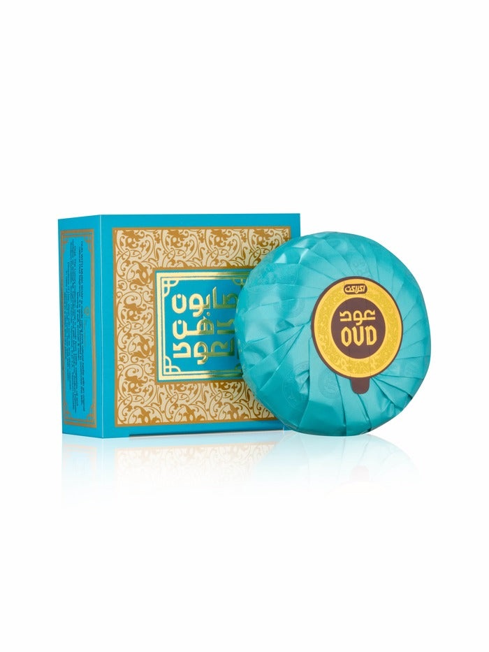 Oud Soap - MuskPersonal CareThis fragrance opens with an elegant fruity and Bergamot fusion before rising to a sweet and floral heart and contrasted with fierce Black Musk and Cedarwood. Musk with Oud (Blue): TOP: Fruity HEART: Clove, Honey BASE: Cedarwoo