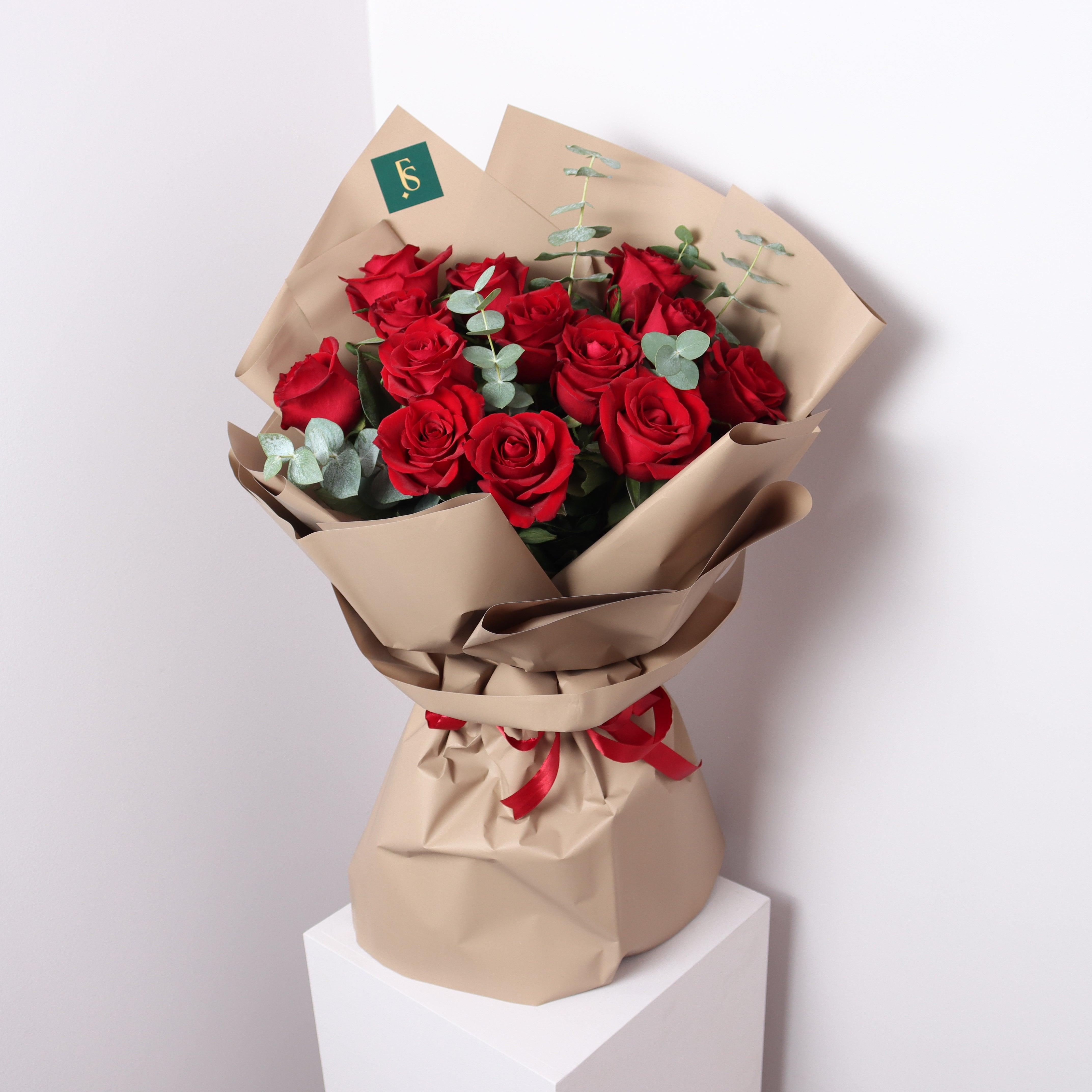 Red Diva BouquetFlowersSame-day delivery Treat yourself or a special someone to a stunning bouquet of beauty and love. Ready to impress and make your loved one smile, this romantic bouquet will fill the air with its natural fragrance. Make your grand gest